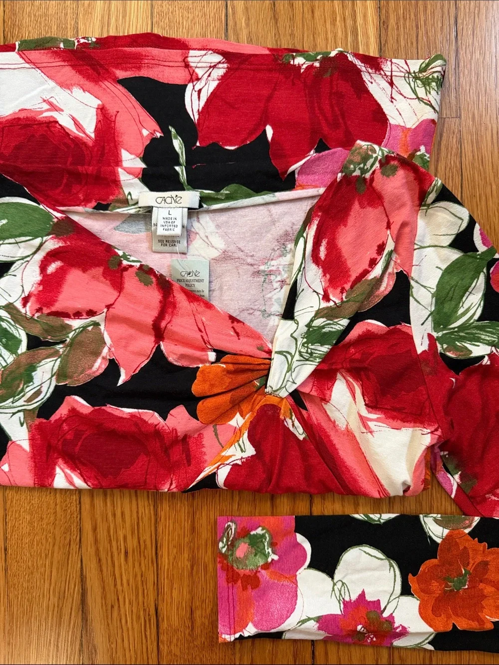 Cache Asymmetrical Floral Long-Sleeve Print Top - Picture 4 of 7